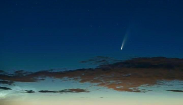 Comet Nishimura giving us a wave goodbye, before returning to its further orbit.